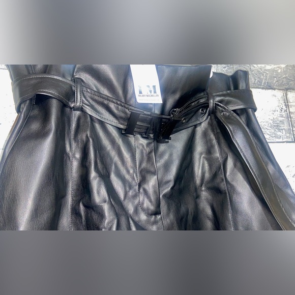 NWT Hilary Macmillan Belted ‘Leather’ Short Sz 1X - Picture 4 of 11